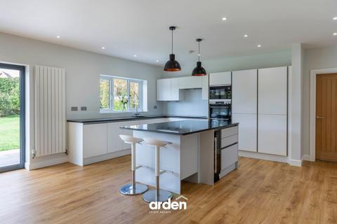 5 bedroom detached house for sale, Hollyfield Drive, Barnt Green, B45