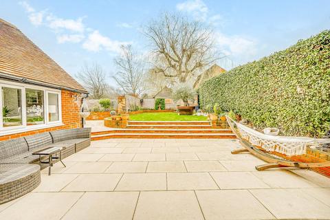 undefined, Leighton Road, Heath And Reach, Leighton Buzzard