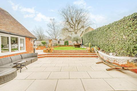 4 bedroom detached house for sale, Leighton Road, Heath And Reach, Leighton Buzzard