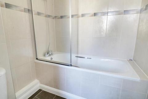 undefined, Wood End Green Road, Hayes, UB3 2SG