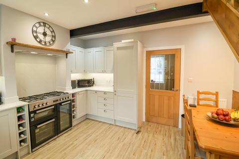 undefined, St Marys Road, Glossop SK13