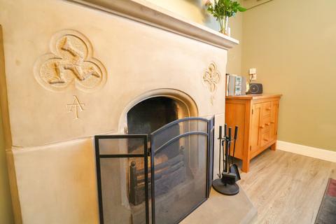 undefined, St Marys Road, Glossop SK13