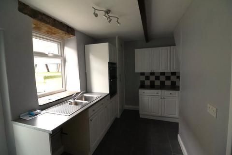 2 bedroom terraced house for sale, Station Street, Glossop SK13