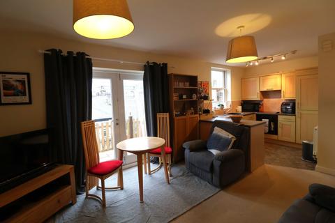 2 bedroom flat for sale, Station Street, Glossop SK13