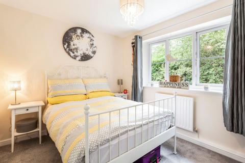 undefined, Davy Close, Wokingham, RG40