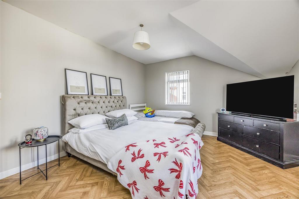 Flat 2, Charlotte Terrace, Warren Avenue, Southsea