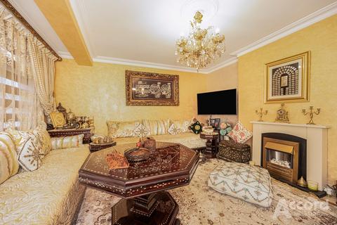 undefined, Third Avenue, Dagenham, RM10