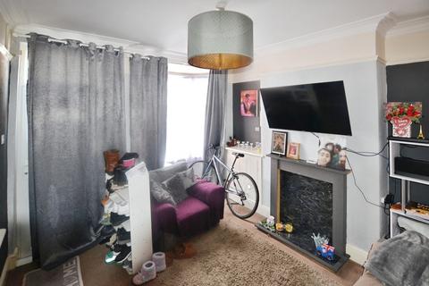 3 bedroom terraced house for sale, Marlow Road, Leicester LE3