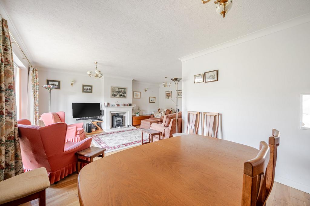 Sitting / Dining Room