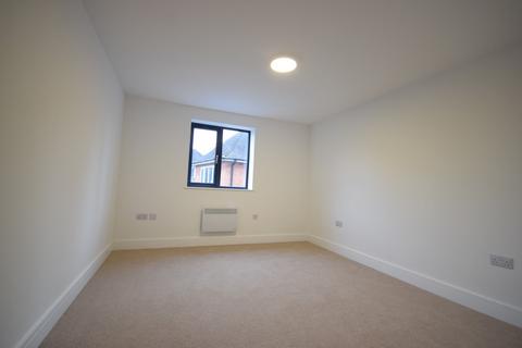 2 bedroom apartment to rent, Blossomfield Road, Solihull B91