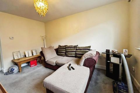 2 bedroom end of terrace house for sale, Brewster Road , Gainsborough