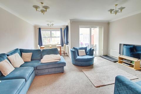 3 bedroom detached house for sale, Dagless Way, March PE15