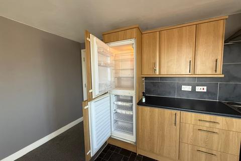 2 bedroom apartment to rent, Spark Lane, Mapplewell