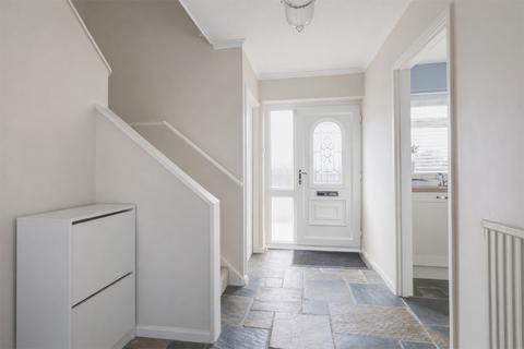 3 bedroom flat for sale, South Street, Lymington SO41