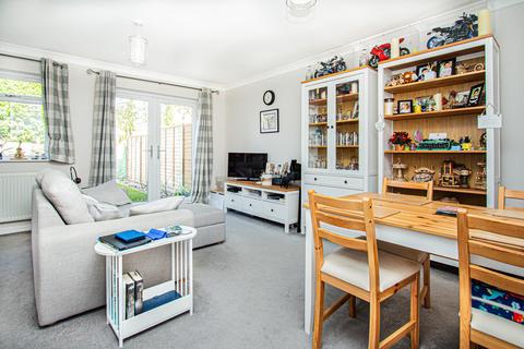 3 bedroom terraced house for sale, Malthouse Close, Wellingborough NN9