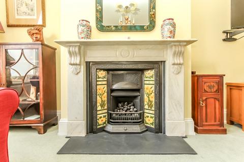 4 bedroom detached house for sale, Harrowden Road, Wellingborough NN8