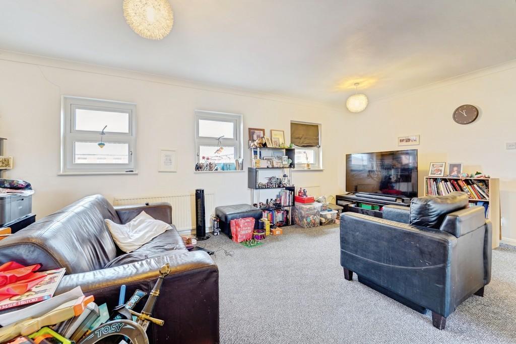 Livingroomshot3