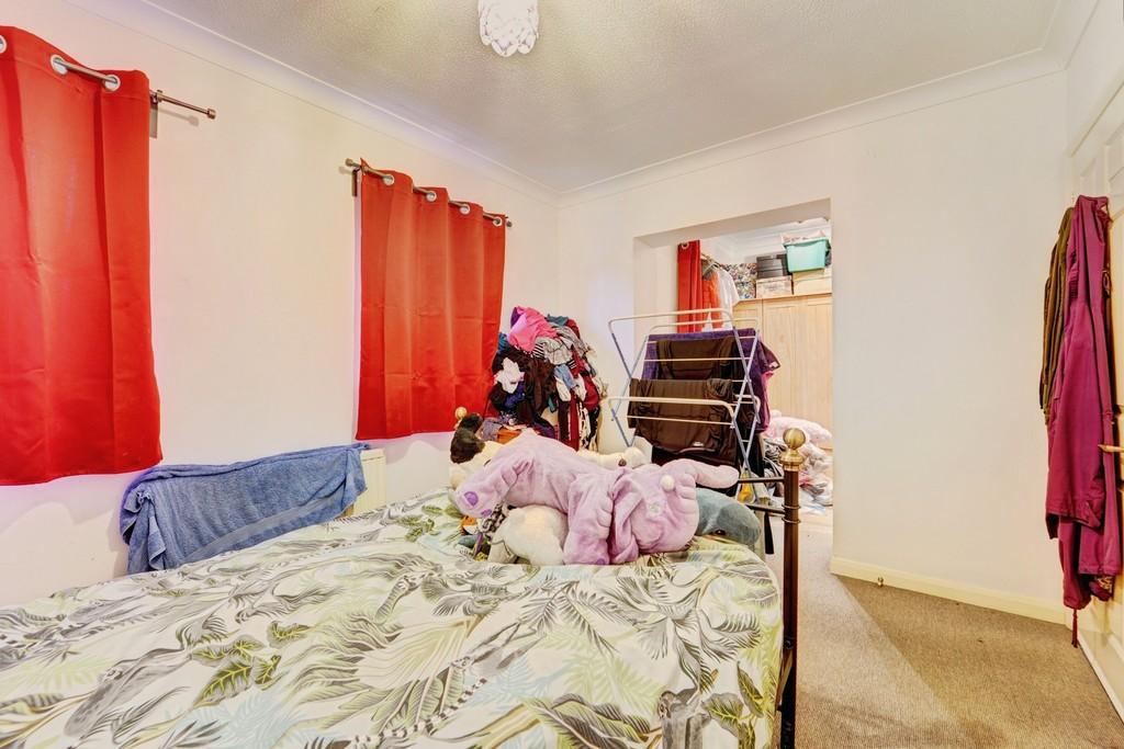 Bedroom1shot2