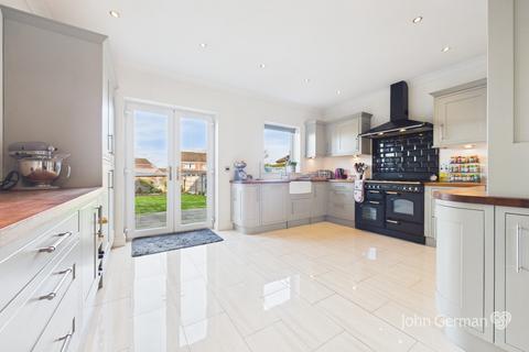 undefined, New Road, Uttoxeter