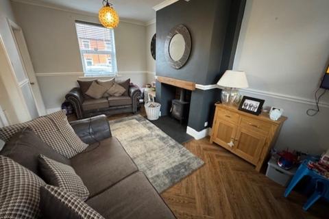 2 bedroom semi-detached house for sale, John Street, South Elmsall