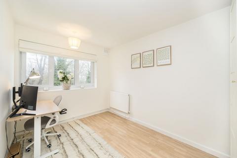 2 bedroom flat for sale, Elliscombe Road, Charlton, London, SE7