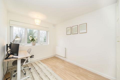2 bedroom flat for sale, Elliscombe Road, Charlton