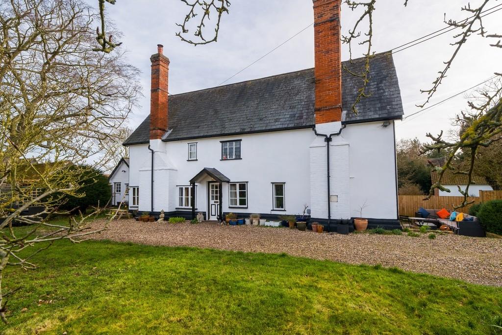1440px Amberley - 3