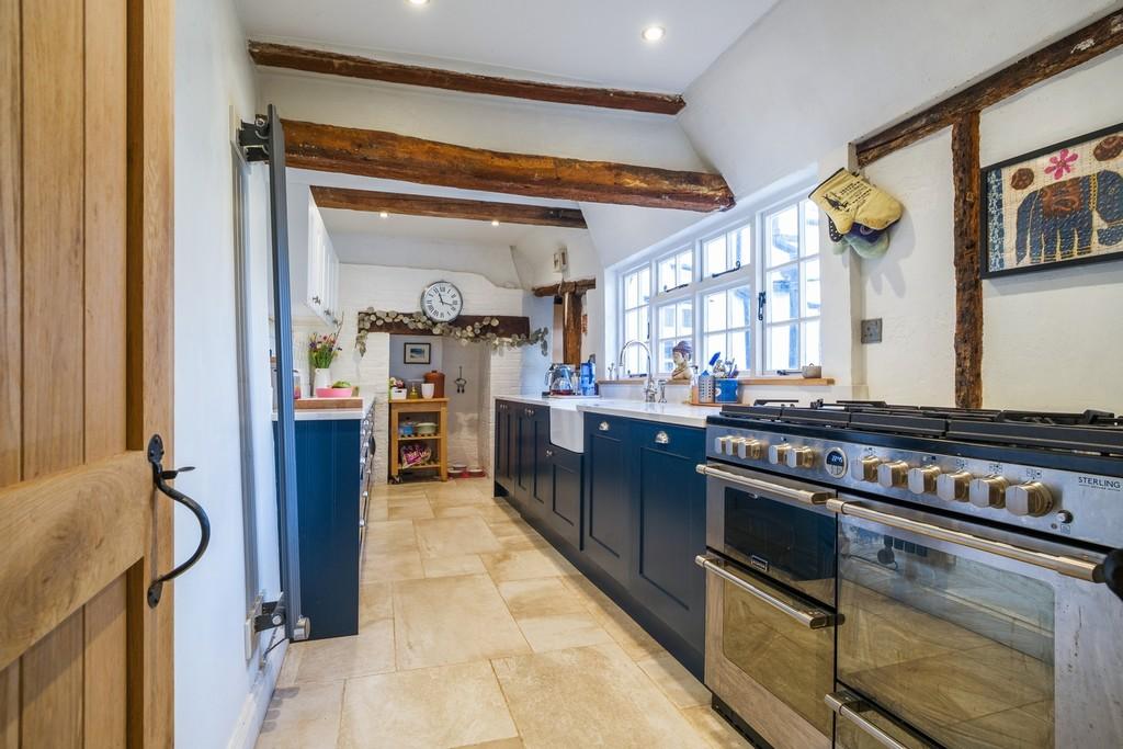 1440px Amberley - 13
