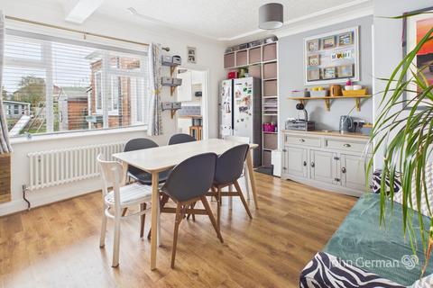 3 bedroom semi-detached house for sale, Park Road, Loughborough