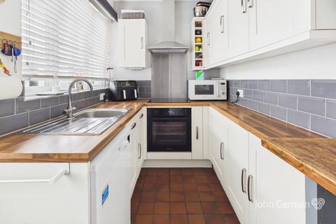 3 bedroom semi-detached house for sale, Park Road, Loughborough