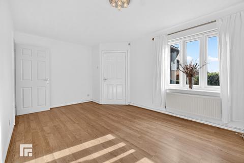 undefined, Fairacre Close, Thornhill, Cardiff
