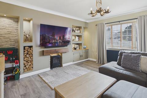 3 bedroom semi-detached house for sale, Lime Avenue, Staveley
