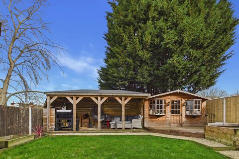 3 bedroom semi-detached house for sale, Lime Avenue, Staveley