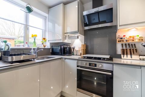 3 bedroom detached house for sale, Swallowfield, Tamworth
