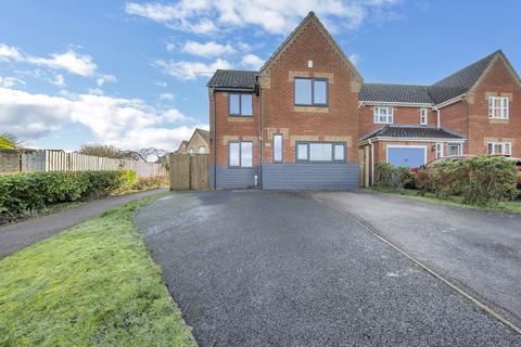 3 bedroom detached house for sale, Kingsworth Road, Bury St. Edmunds