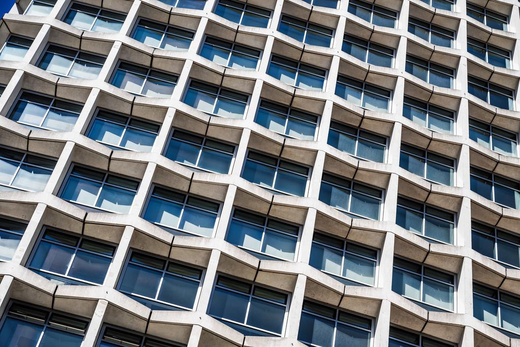 Centre Point 10