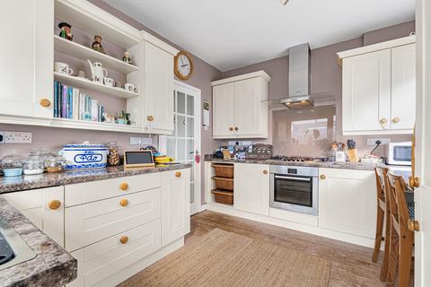 3 bedroom detached bungalow for sale, Fairfield Close, Bovey Tracey