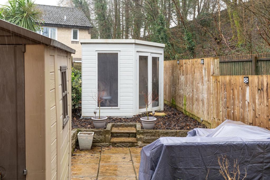 Marigold Close-23