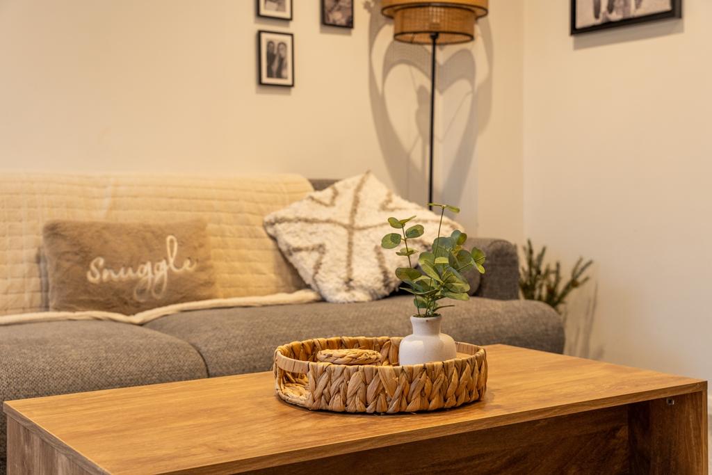 Marigold Close-8
