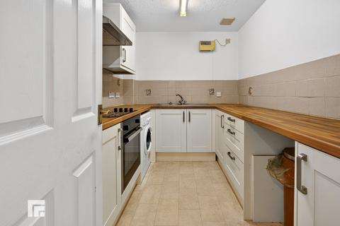 2 bedroom apartment for sale, Claymore Place, Windsor Quay, Cardiff