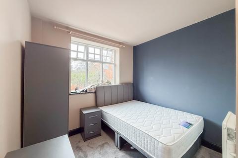 1 bedroom in a flat share to rent, London Road, Leicester