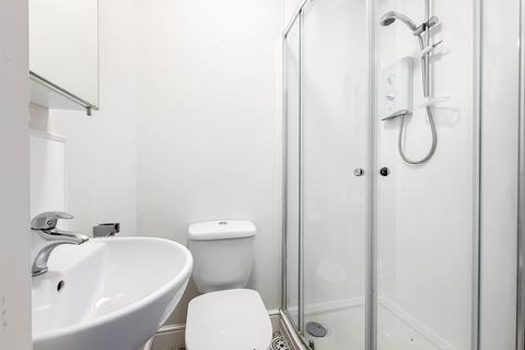 1 bedroom in a flat share to rent, London Road, Leicester