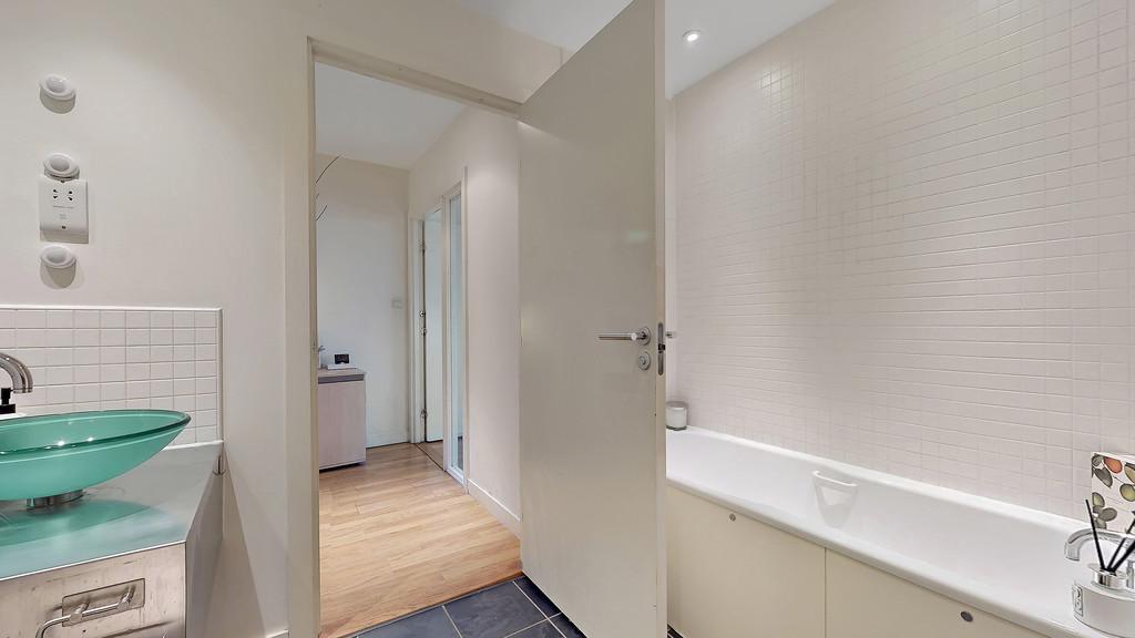 62-print-108 Lancefield Quay Flat 4.2 48