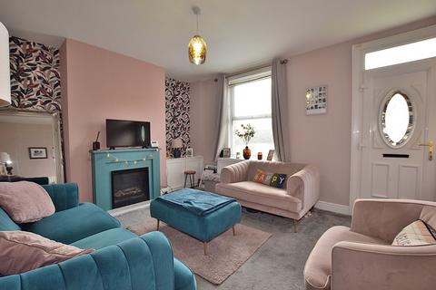 2 bedroom terraced house for sale, Quakers Lane, Richmond