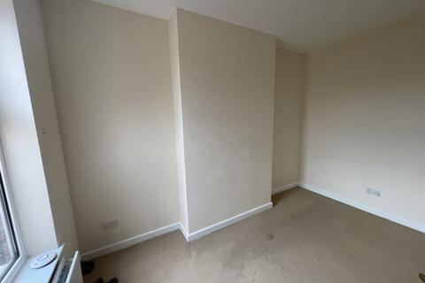 3 bedroom terraced house to rent, Cavendish Road, Aylestone