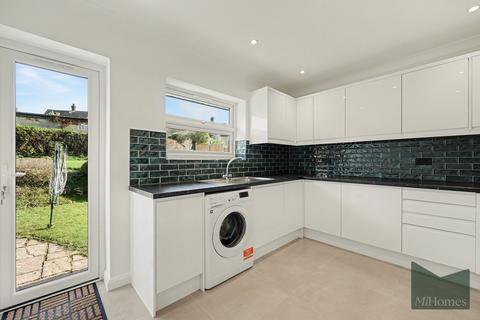 3 bedroom apartment to rent, Chase Ridings, Enfield