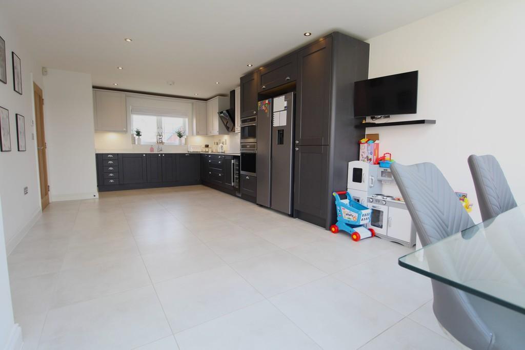 Kitchen diner