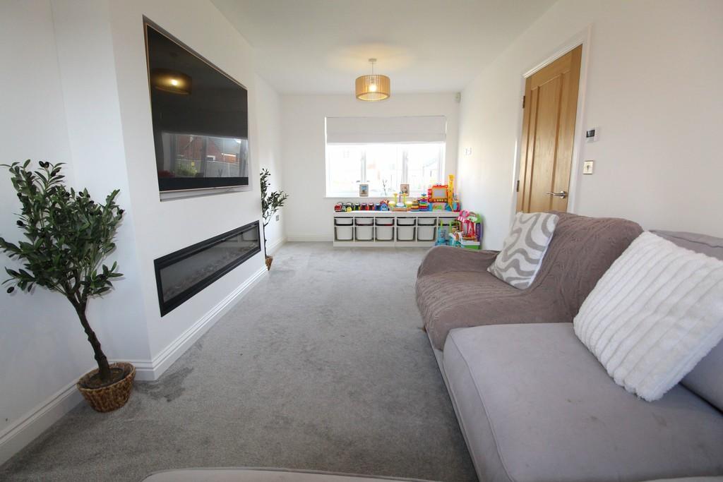 Lounge 2
