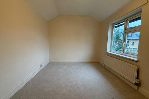 2 bedroom semi-detached house to rent, High Street, Cambridge CB2