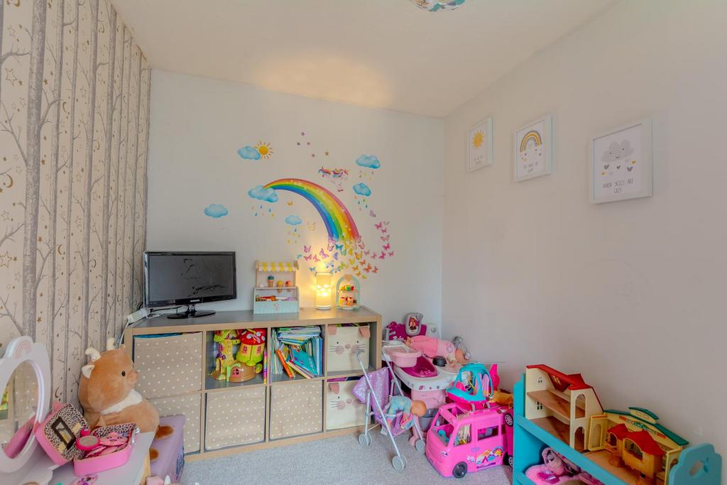 Bedroom 4 2.jpg